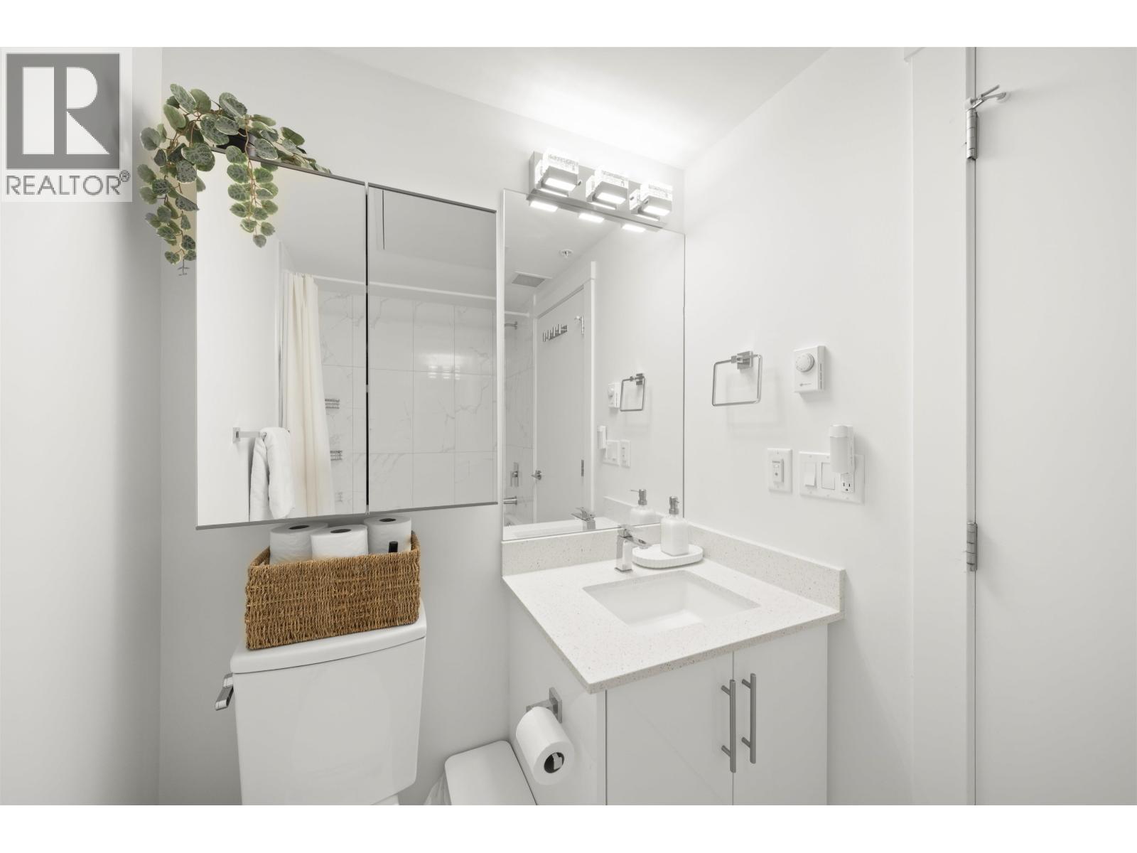 103 232 SIXTH STREET, New Westminster