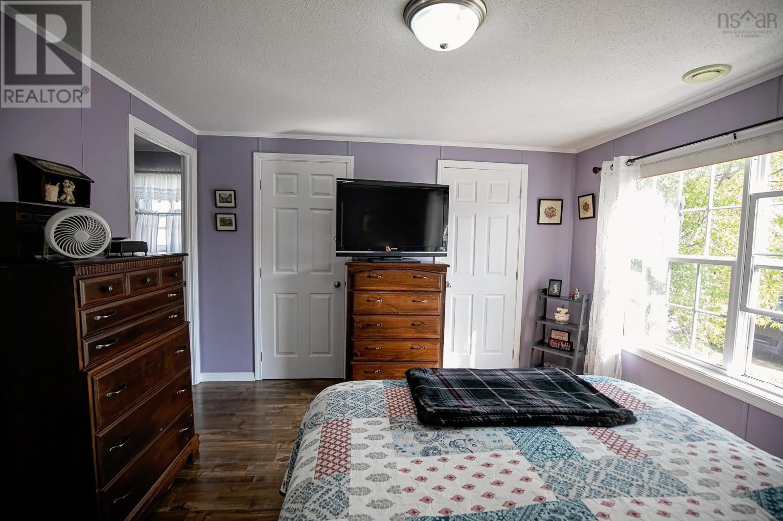 Property 28 of 38 of 50 Pinehurst Street