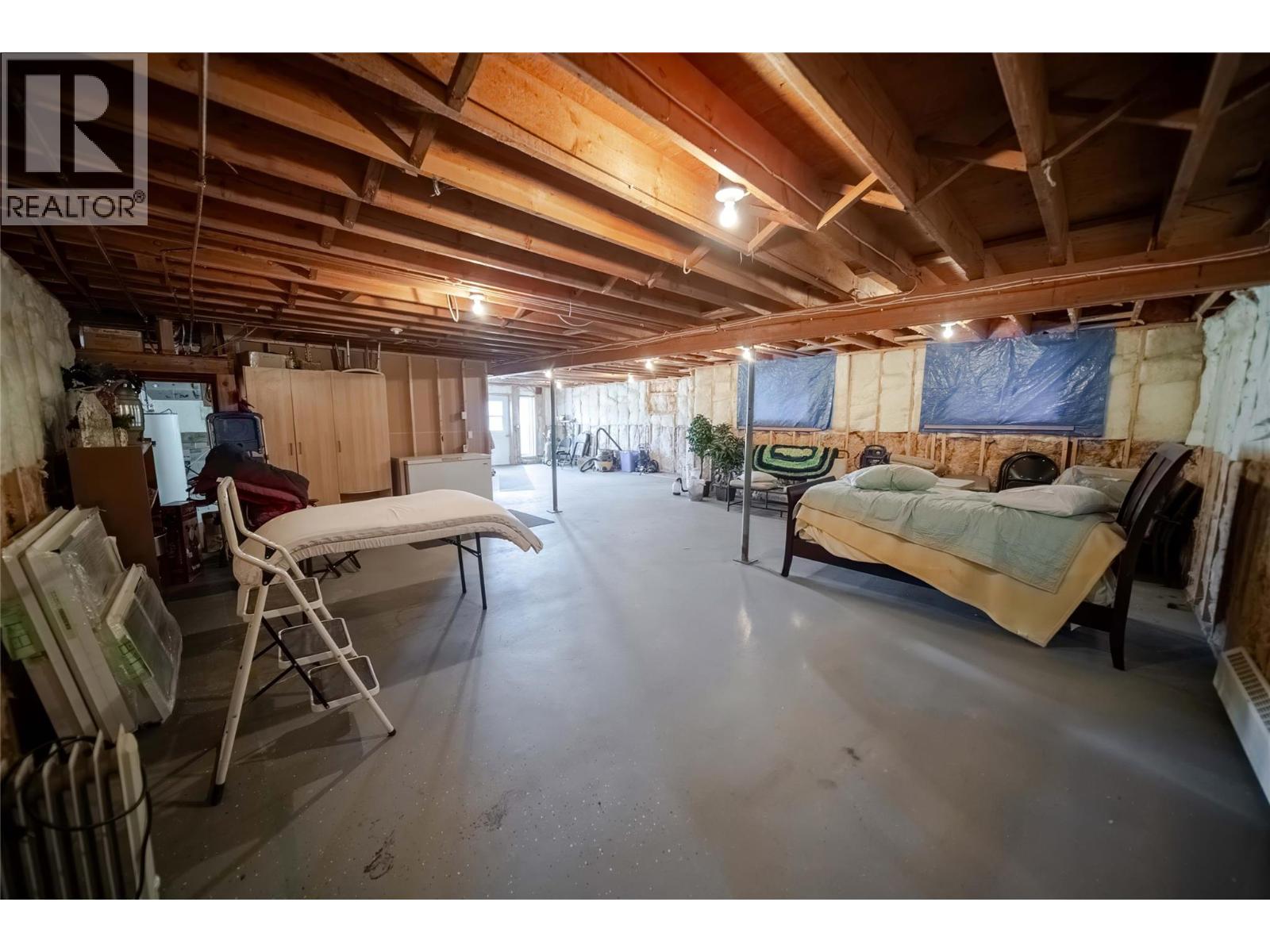 7055 93/95 Highway, Wasa