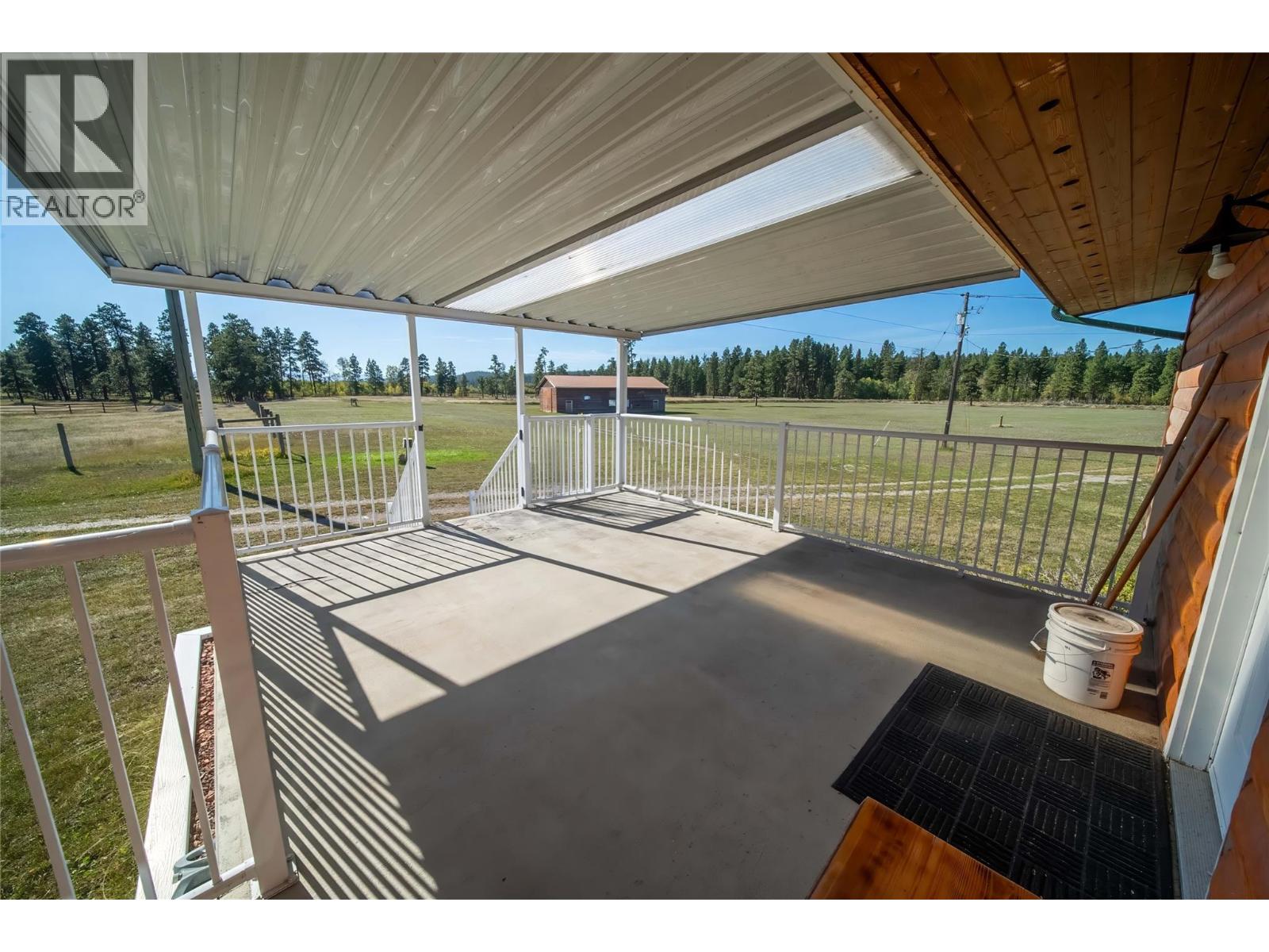 7055 93/95 Highway, Wasa