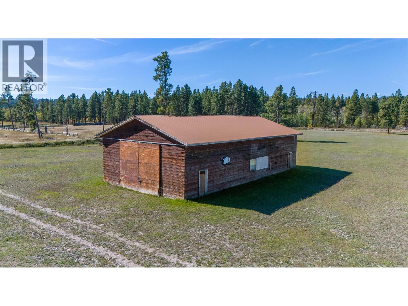 7055 93/95 Highway, Wasa