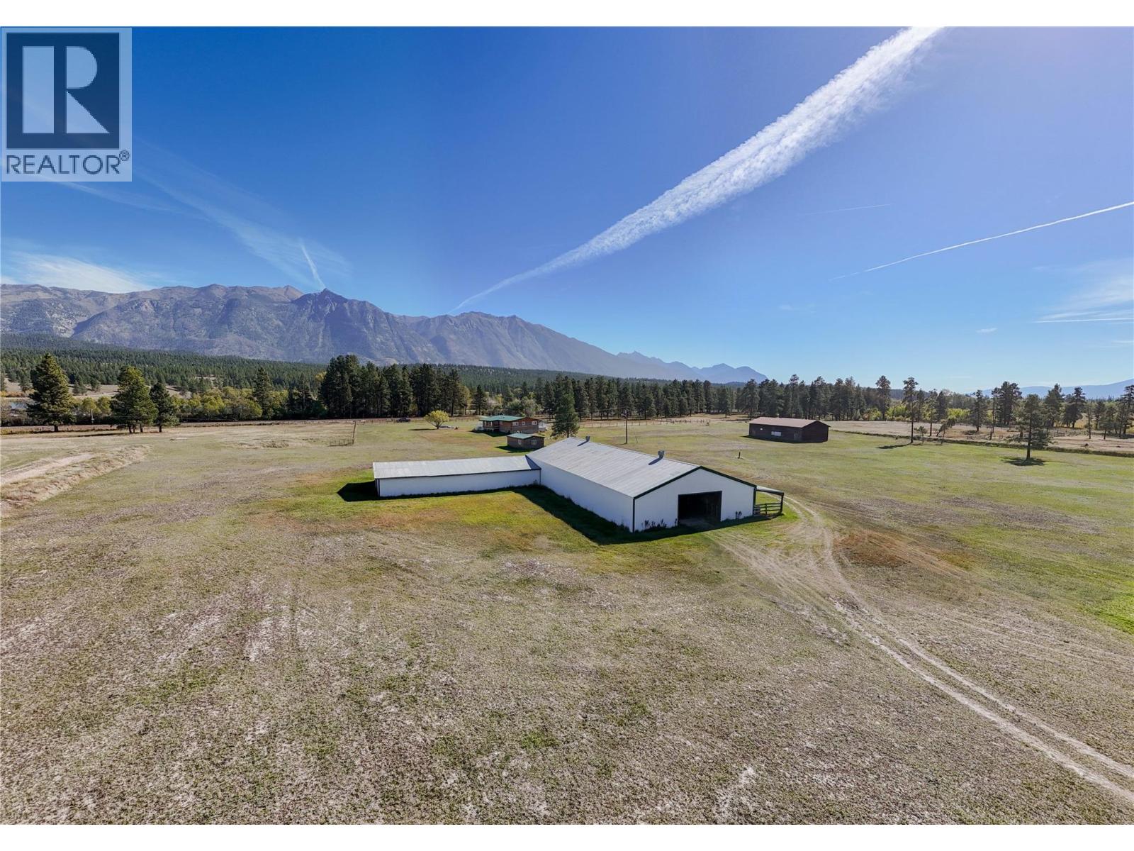 7055 93/95 Highway, Wasa