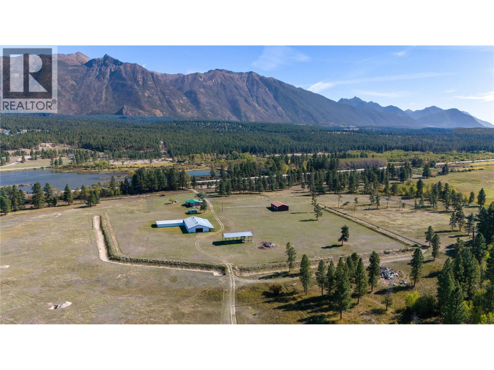 7055 93/95 Highway, Wasa