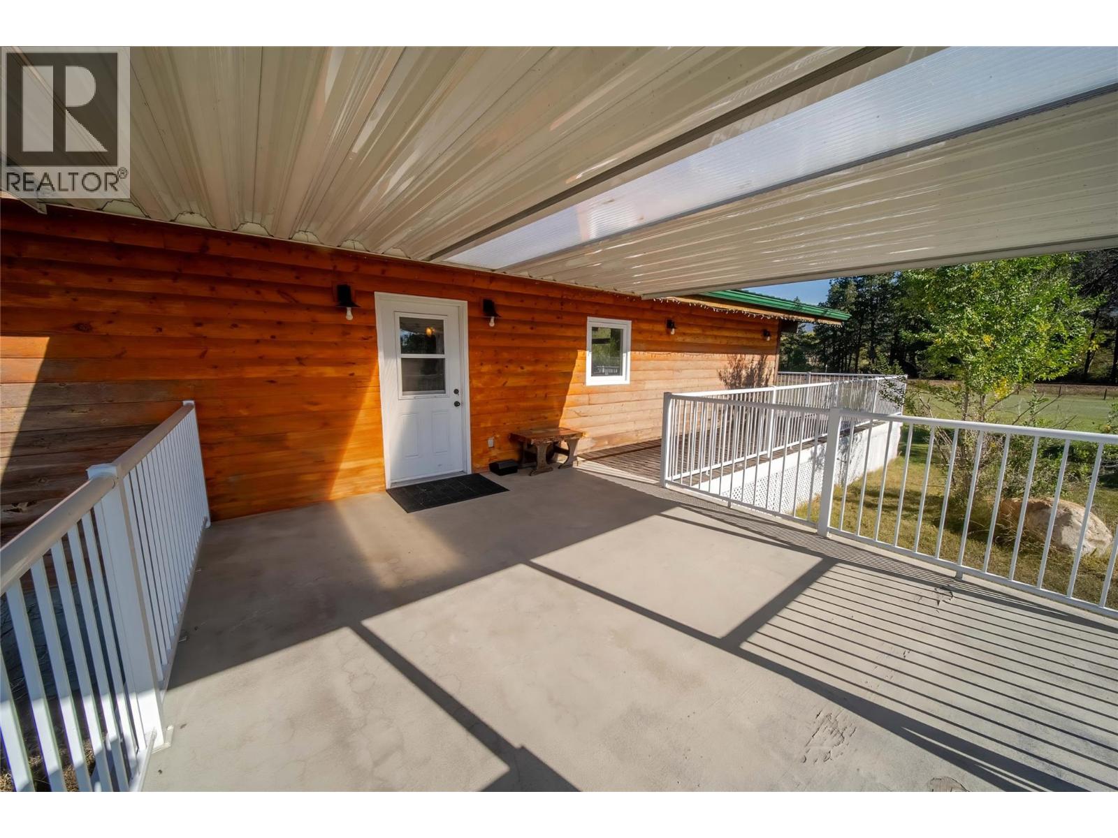 7055 93/95 Highway, Wasa