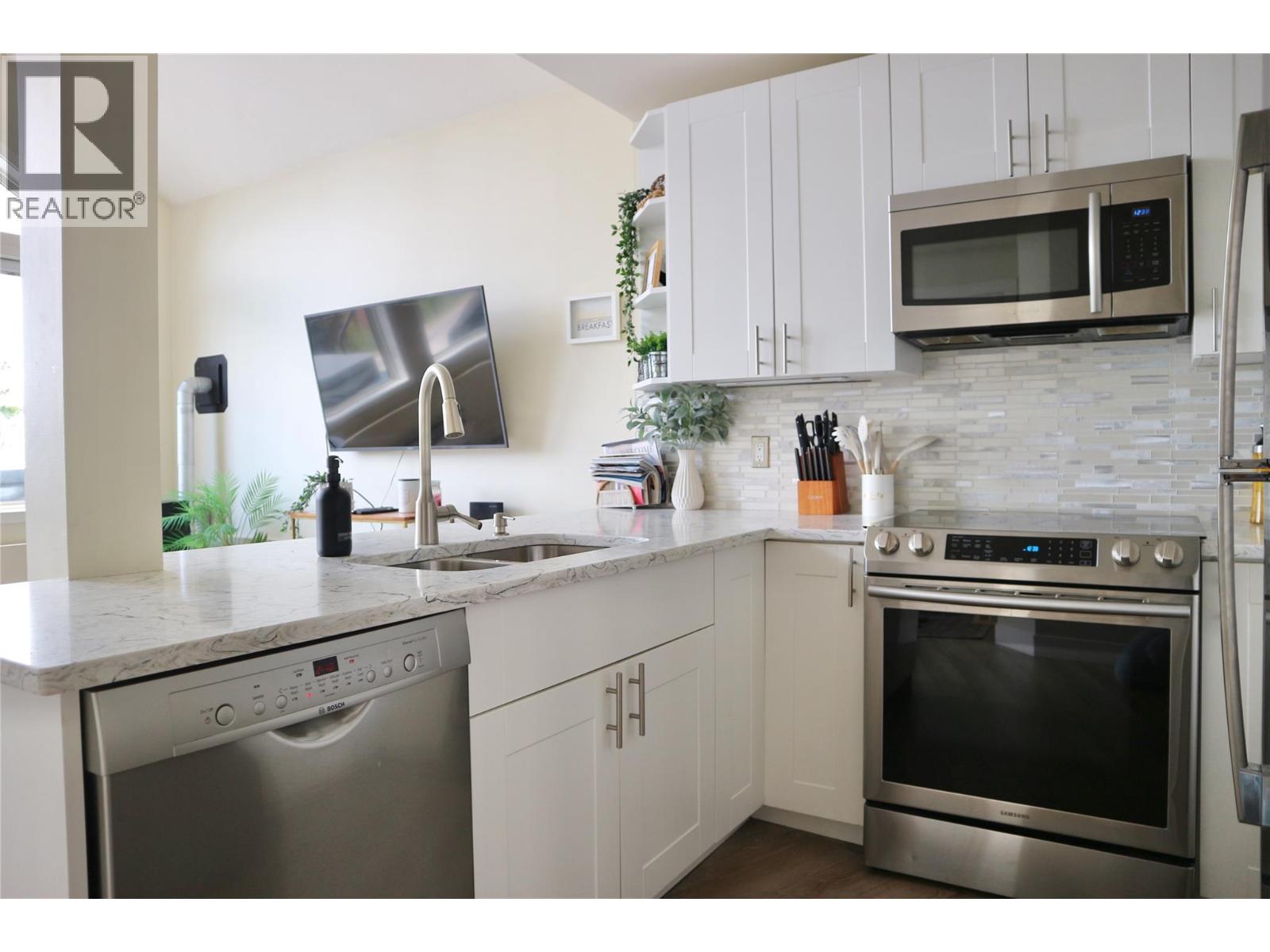 5981 Snow Pines Crescent Unit# 117C, Big White