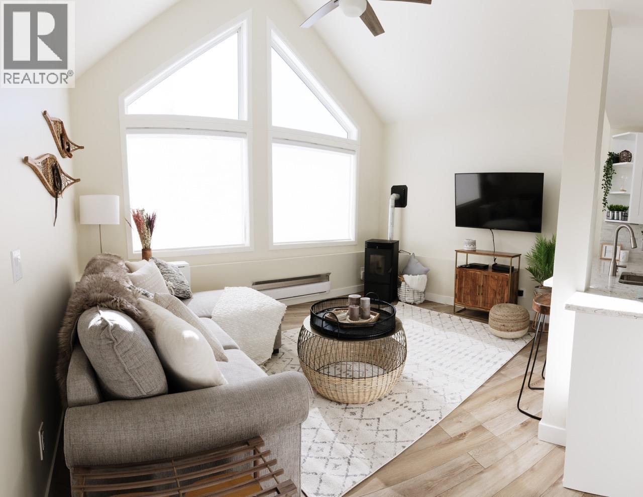 5981 Snow Pines Crescent Unit# 117C, Big White