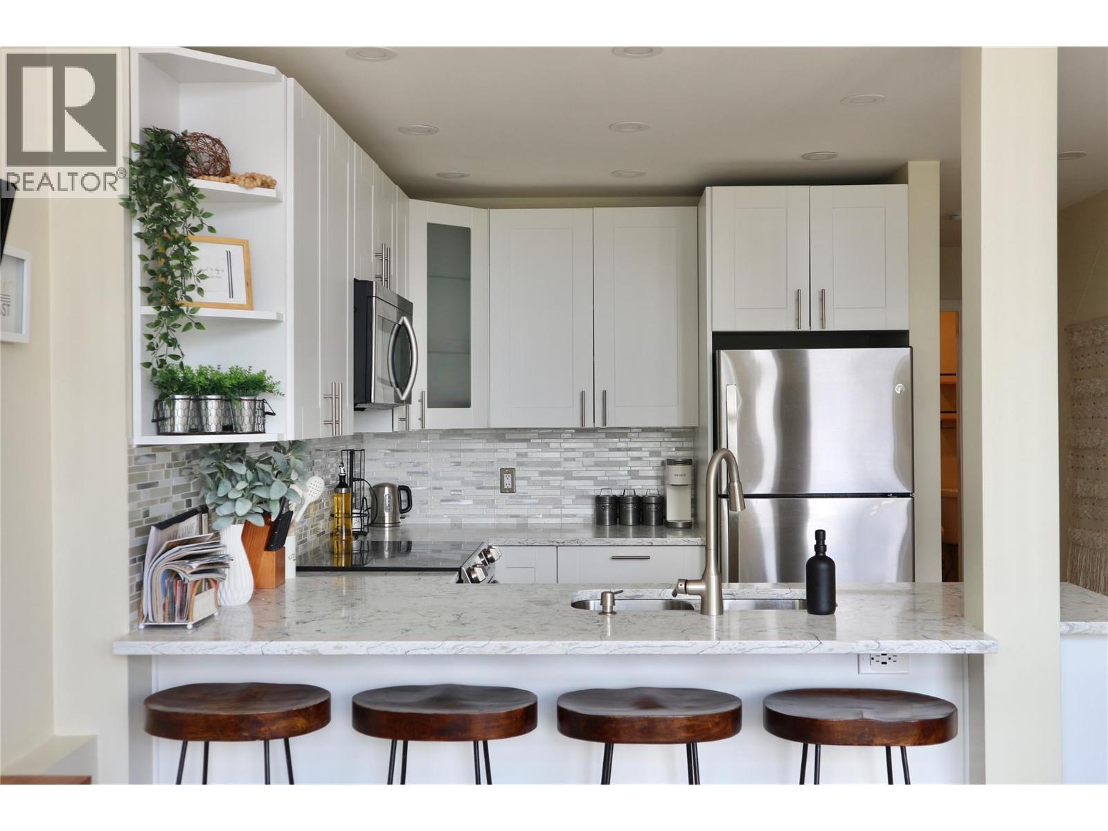 5981 Snow Pines Crescent Unit# 117C, Big White