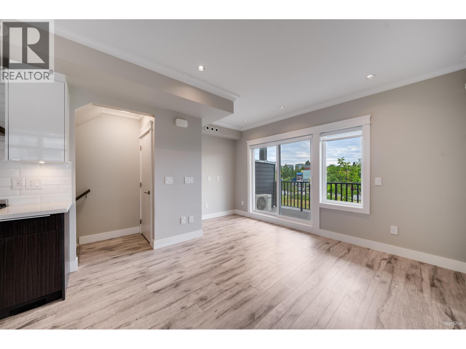 15 9560 ALEXANDRA ROAD, Richmond