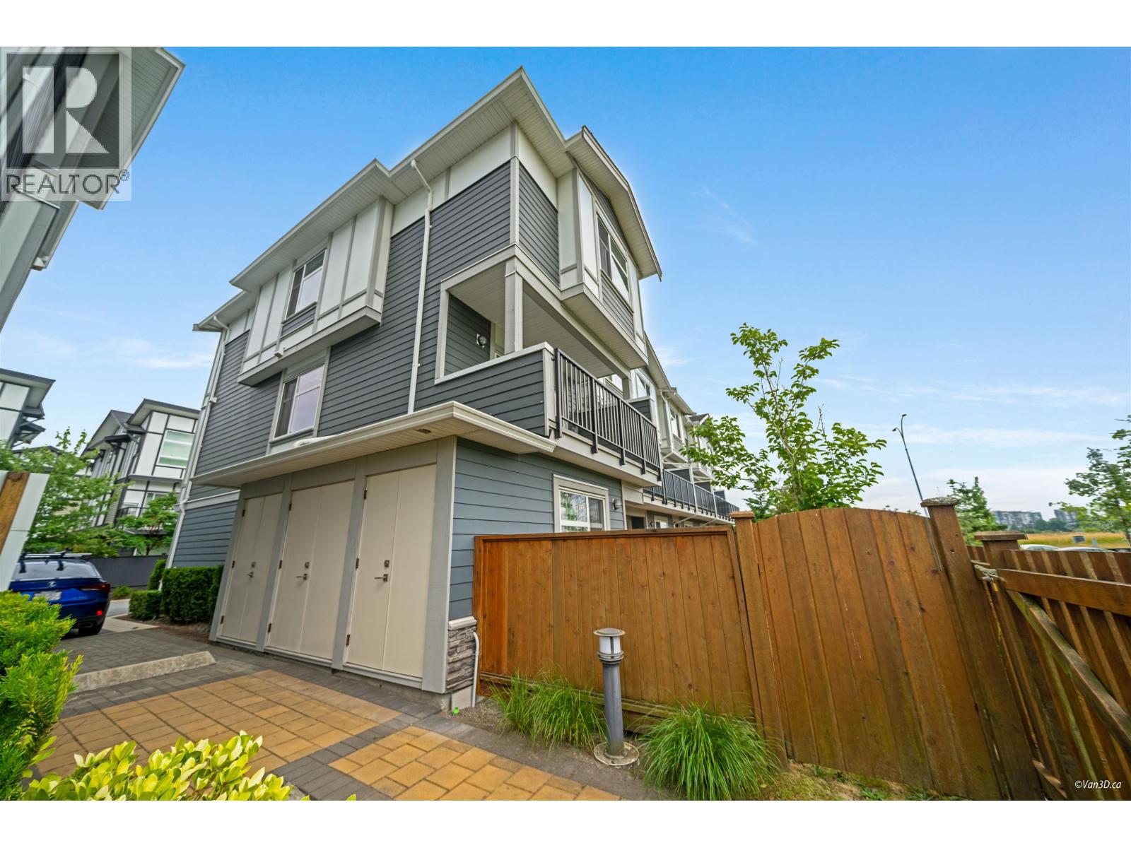 15 9560 ALEXANDRA ROAD, Richmond