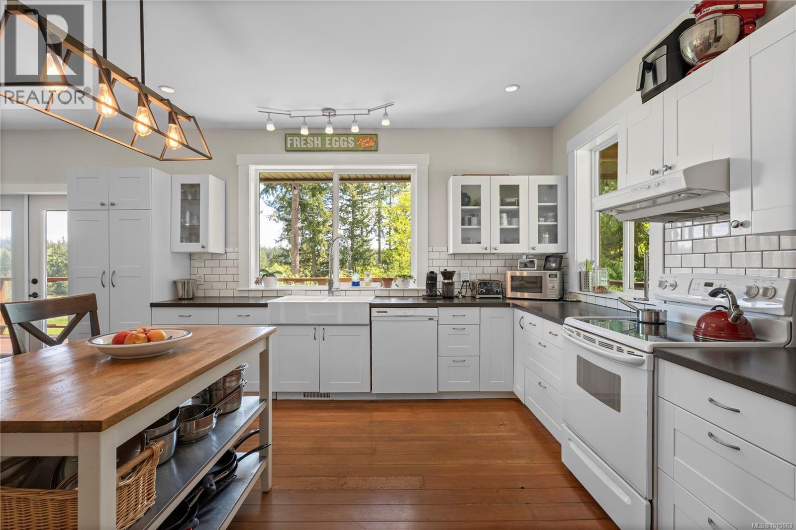 2500 Myles Lake Rd, Nanaimo