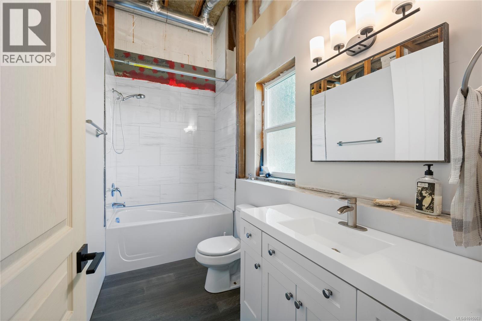 2500 Myles Lake Rd, Nanaimo
