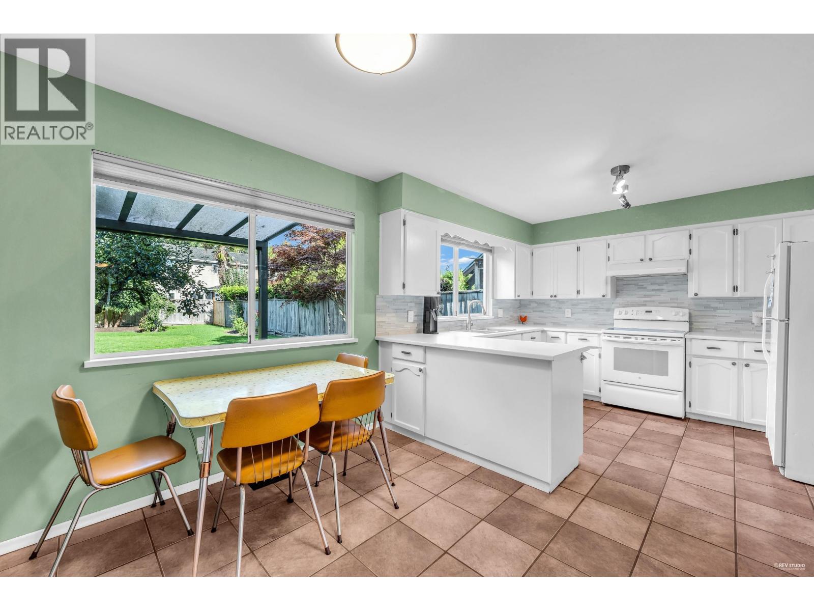 5319 WESTMINSTER Avenue, Delta