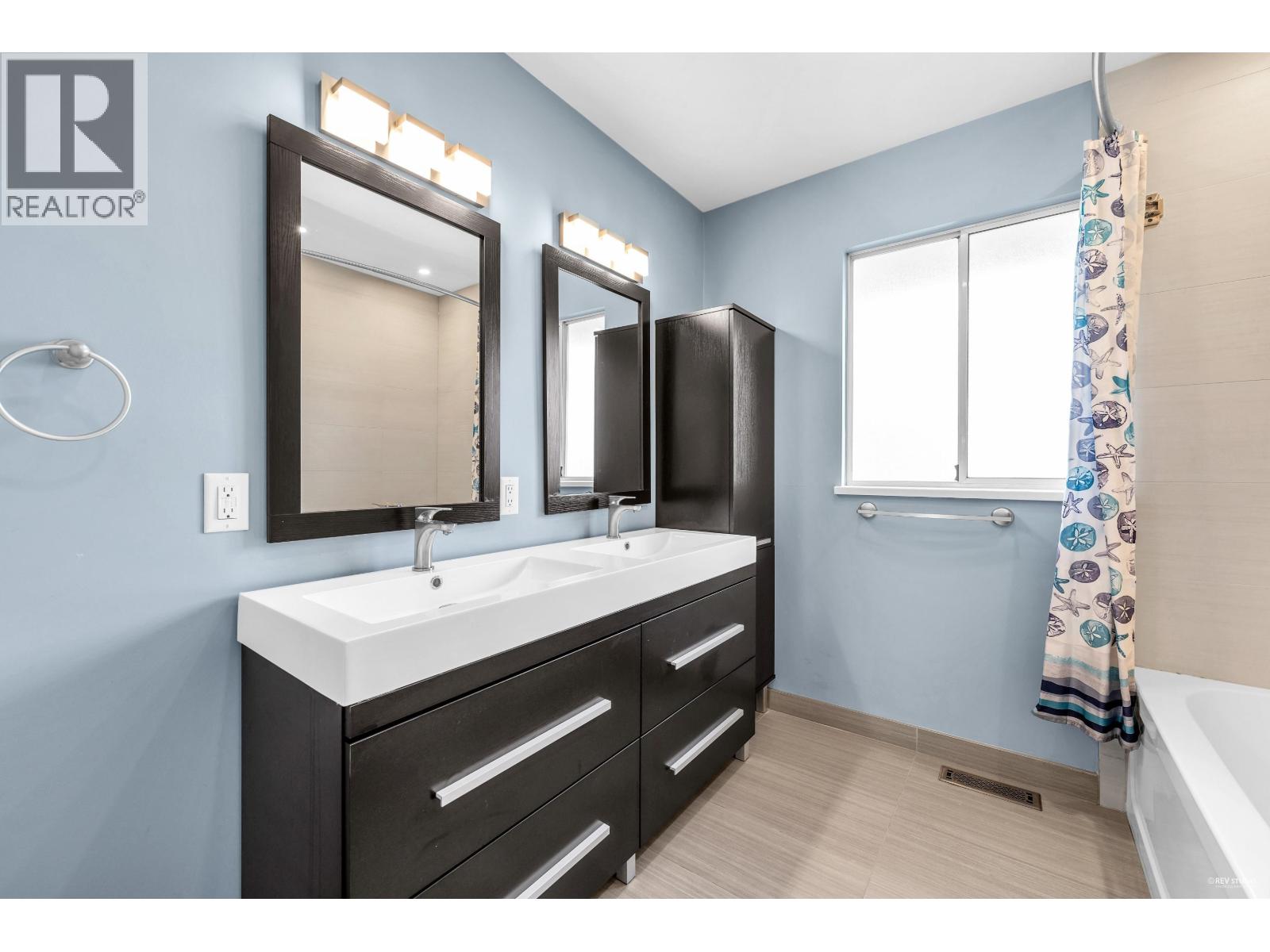 5319 WESTMINSTER Avenue, Delta