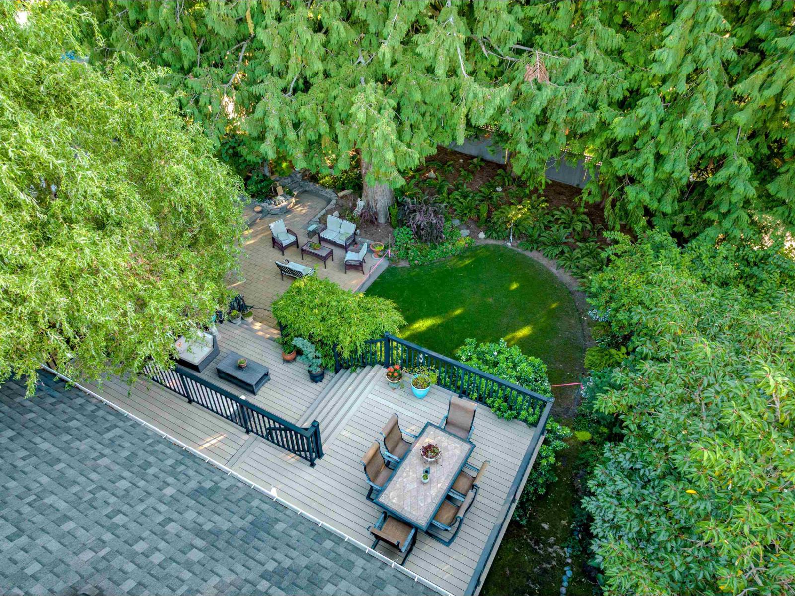 1350 EVERALL STREET, White Rock