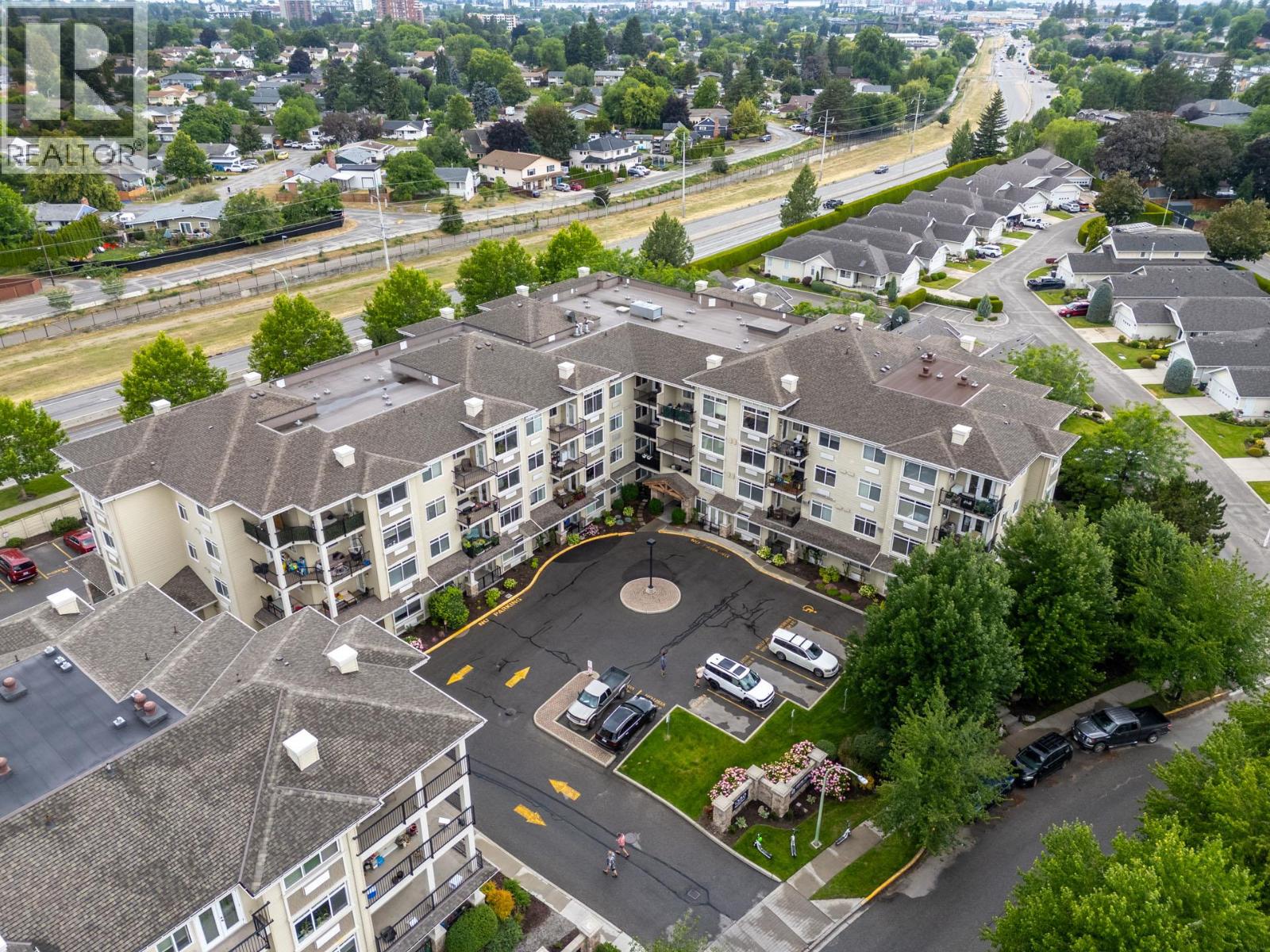 #209-1350 Ridgeway Drive, Kelowna