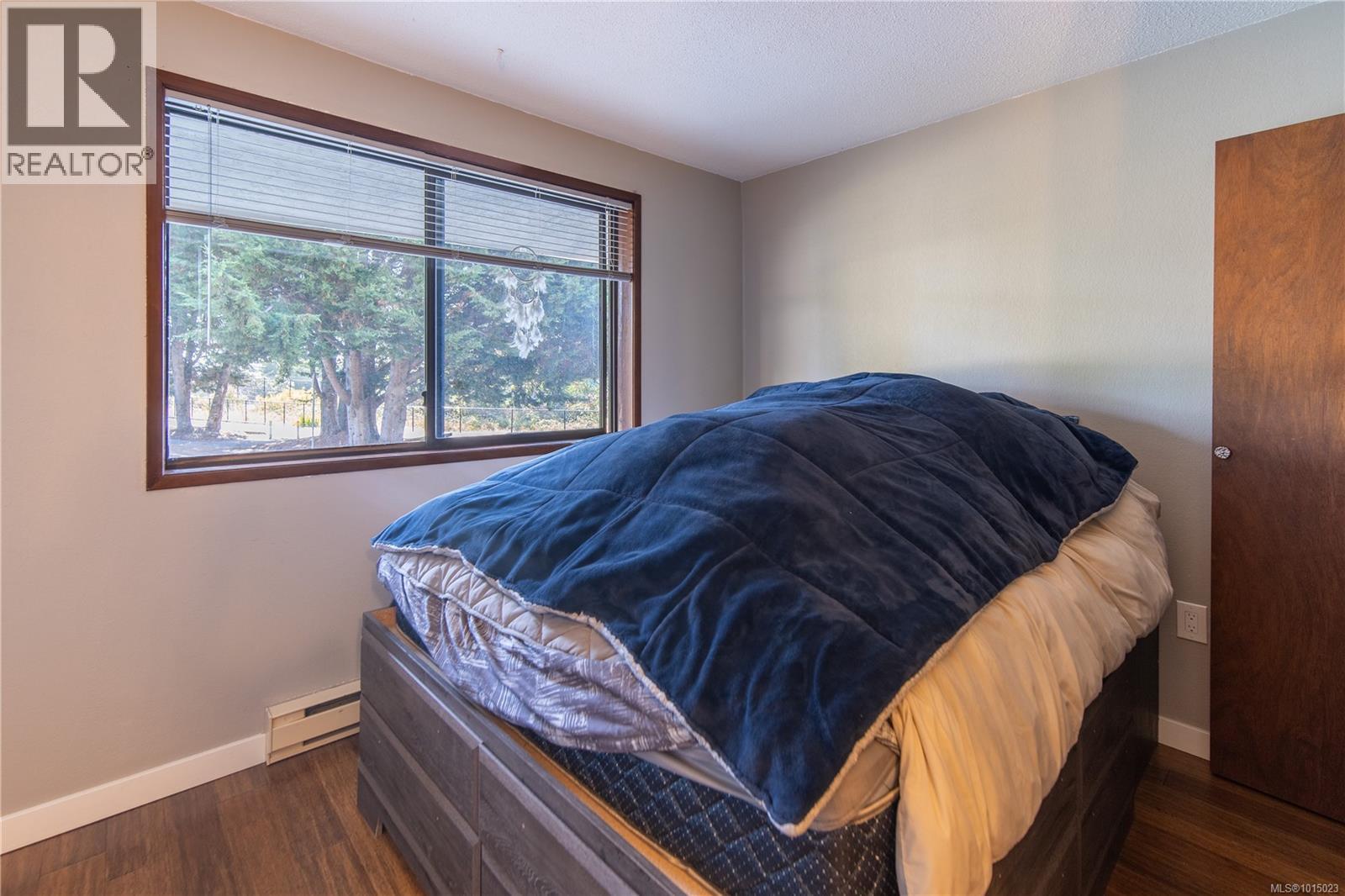 724 Stancombe Pl, Esquimalt