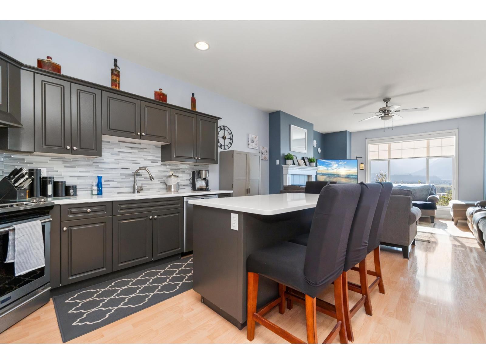 70 8590 SUNRISE DRIVE, Chilliwack Mountain, Chilliwack