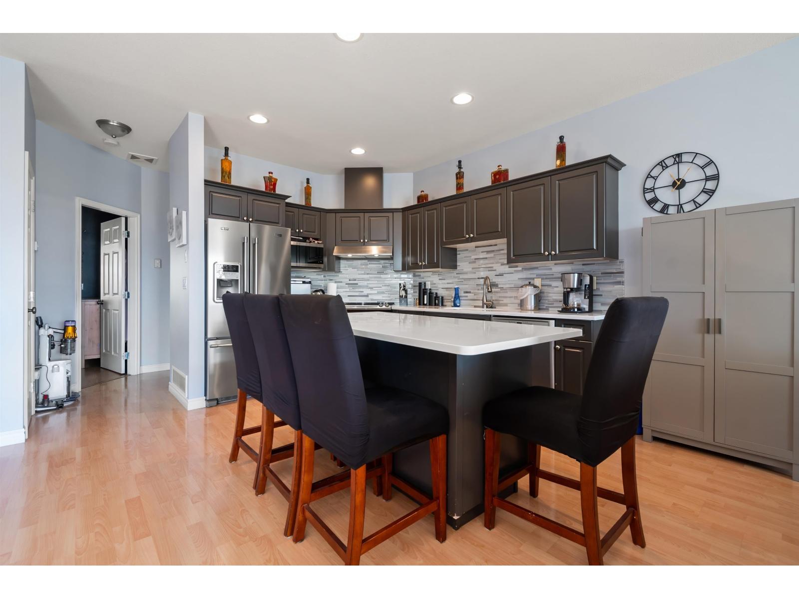 70 8590 SUNRISE DRIVE, Chilliwack Mountain, Chilliwack