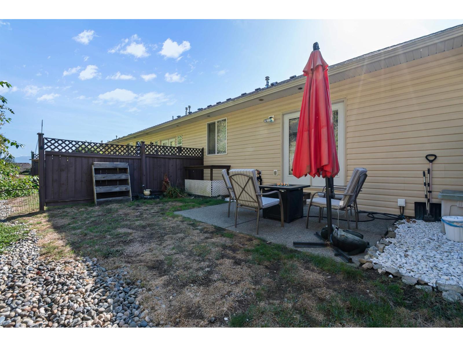 70 8590 SUNRISE DRIVE, Chilliwack Mountain, Chilliwack