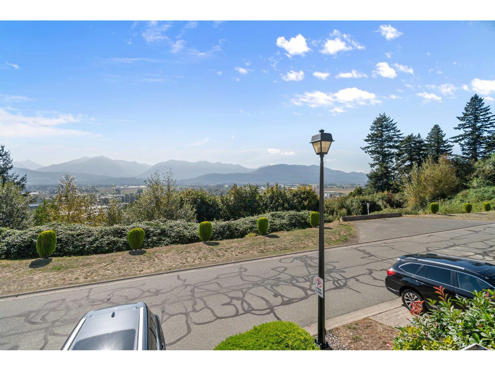 70 8590 SUNRISE DRIVE, Chilliwack Mountain, Chilliwack