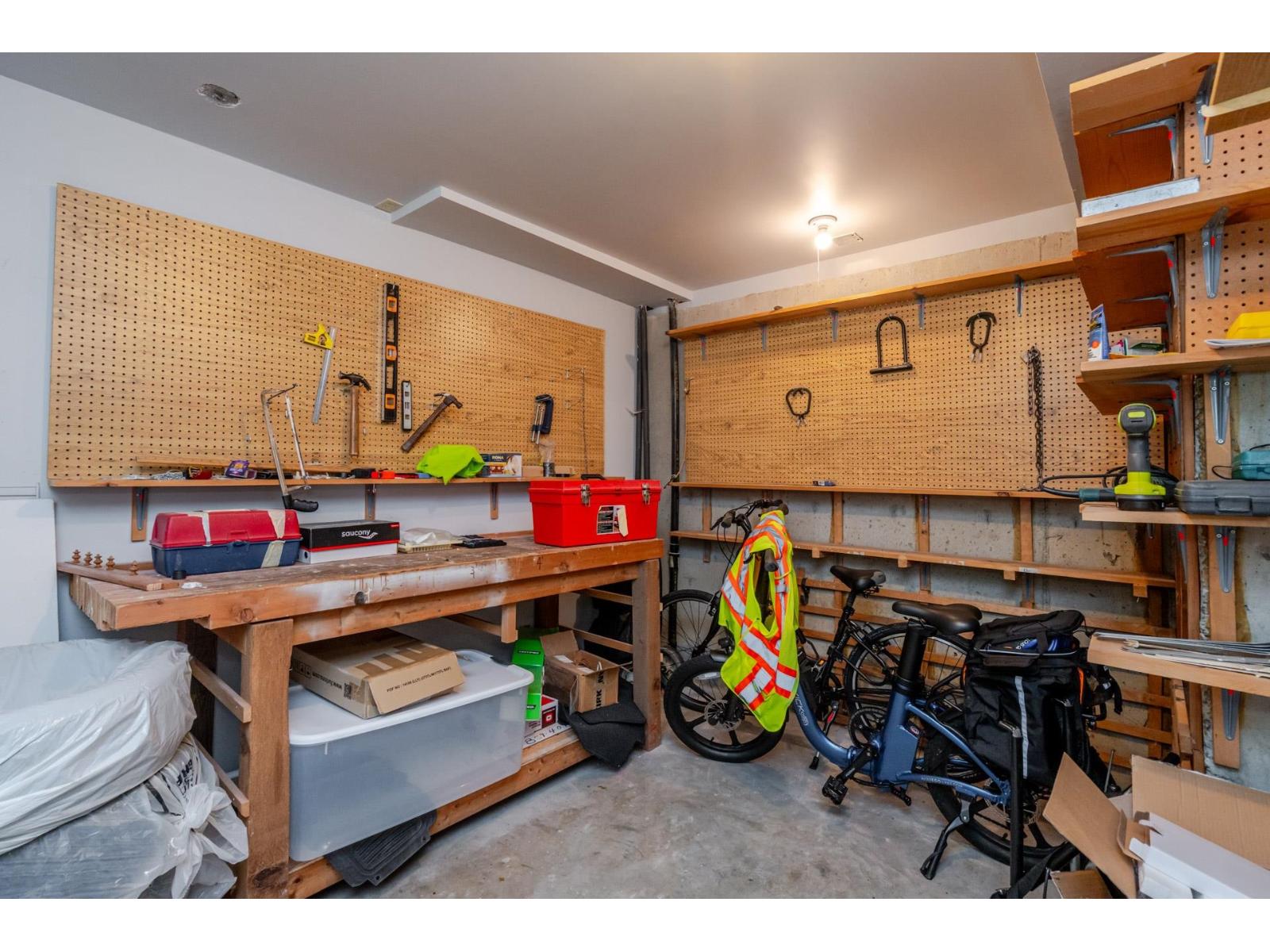 25 3055 TRAFALGAR STREET, Abbotsford