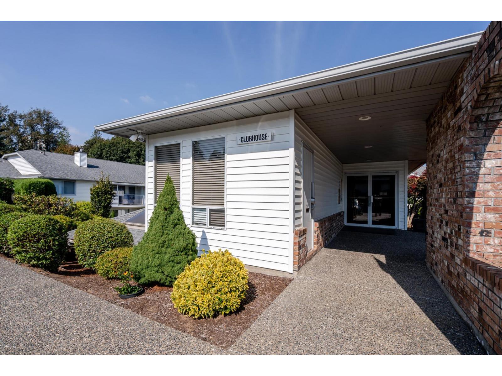 25 3055 TRAFALGAR STREET, Abbotsford