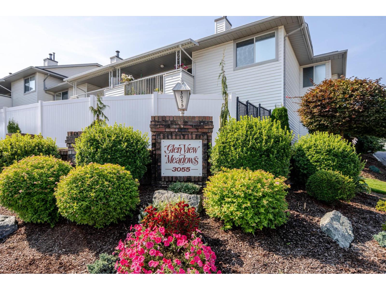 25 3055 TRAFALGAR STREET, Abbotsford