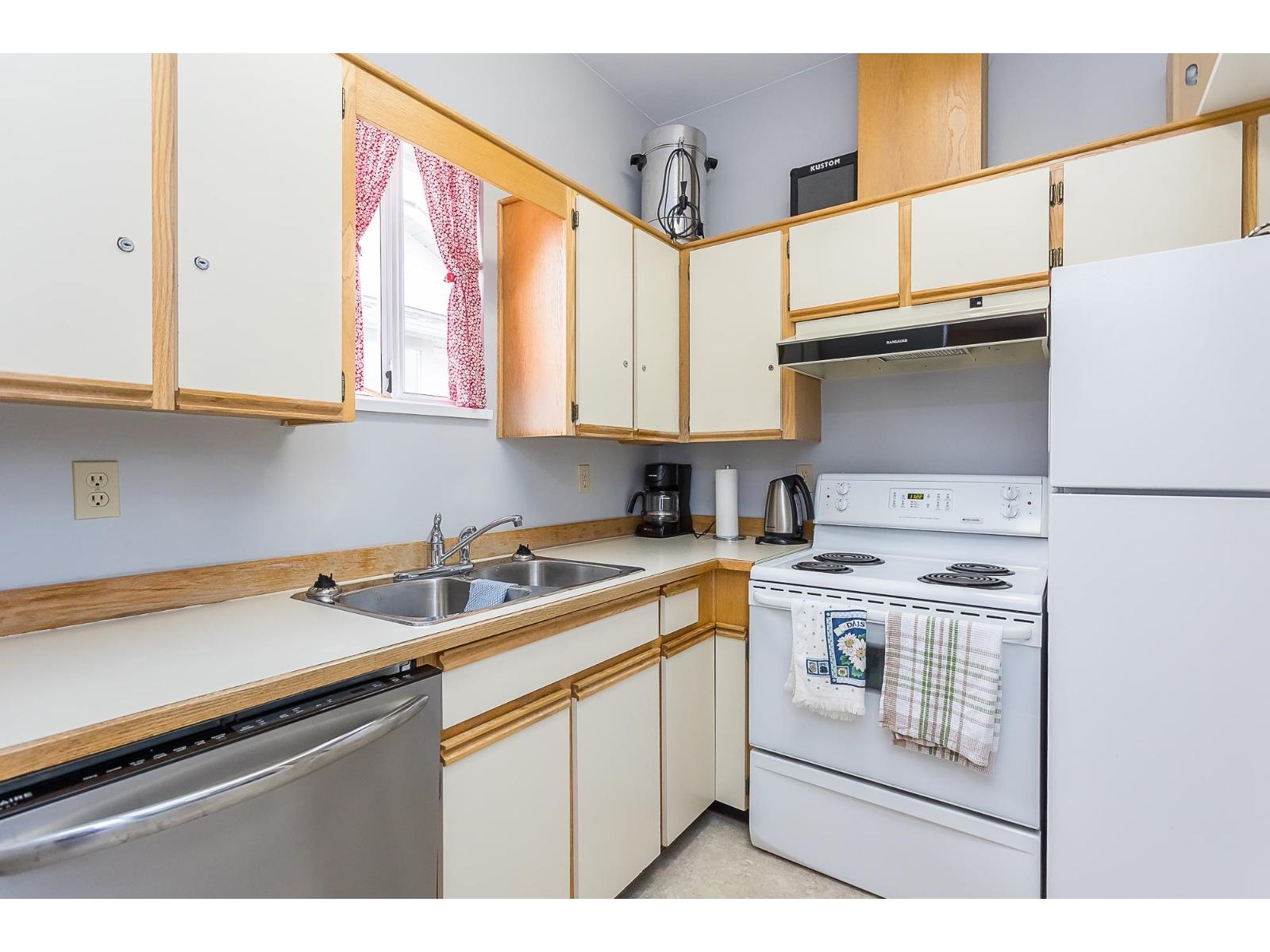 25 3055 TRAFALGAR STREET, Abbotsford