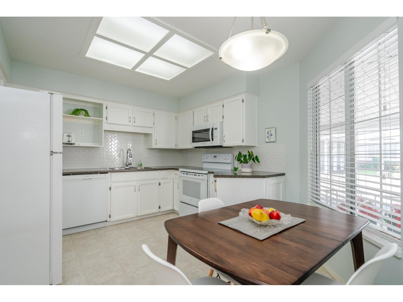 25 3055 TRAFALGAR STREET, Abbotsford