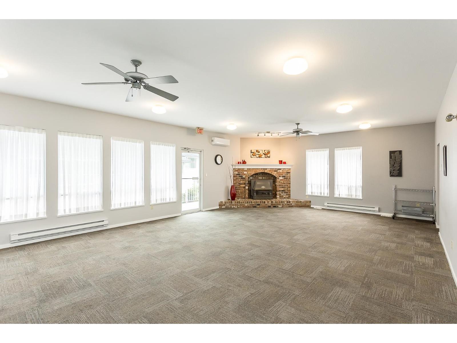 25 3055 TRAFALGAR STREET, Abbotsford
