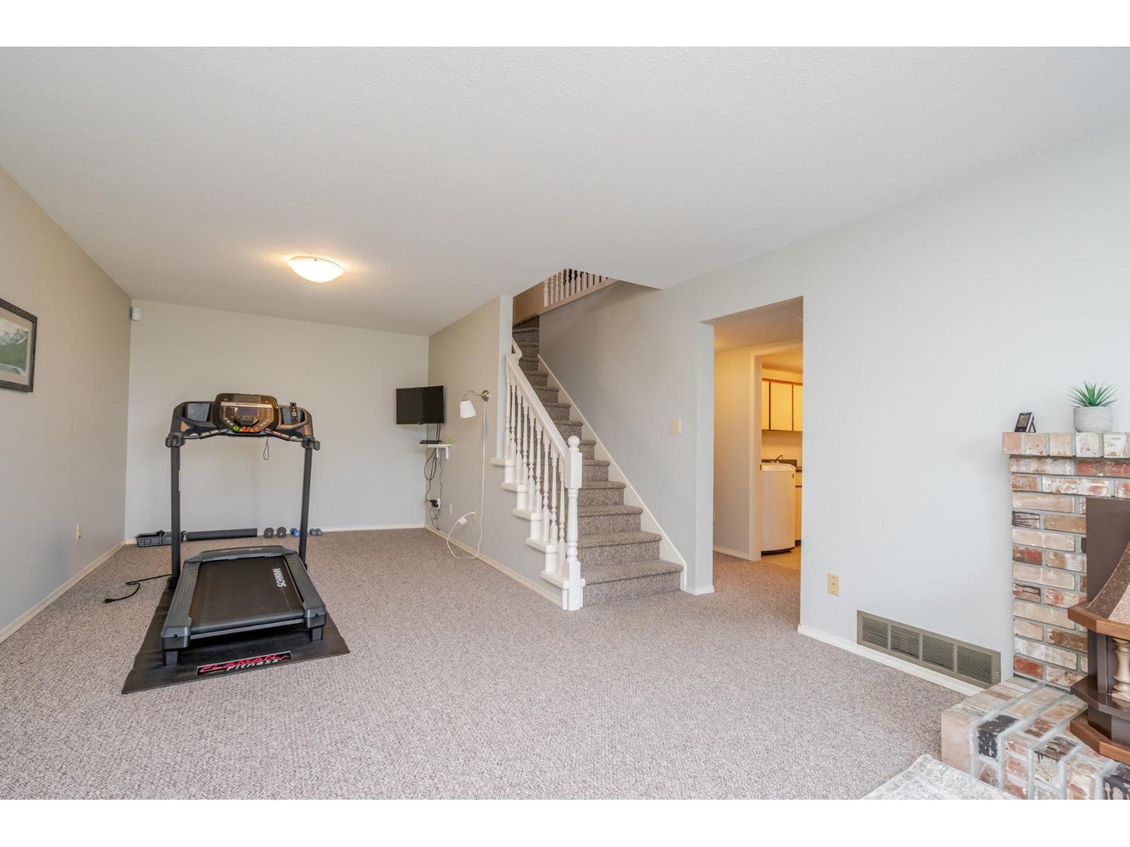 25 3055 TRAFALGAR STREET, Abbotsford