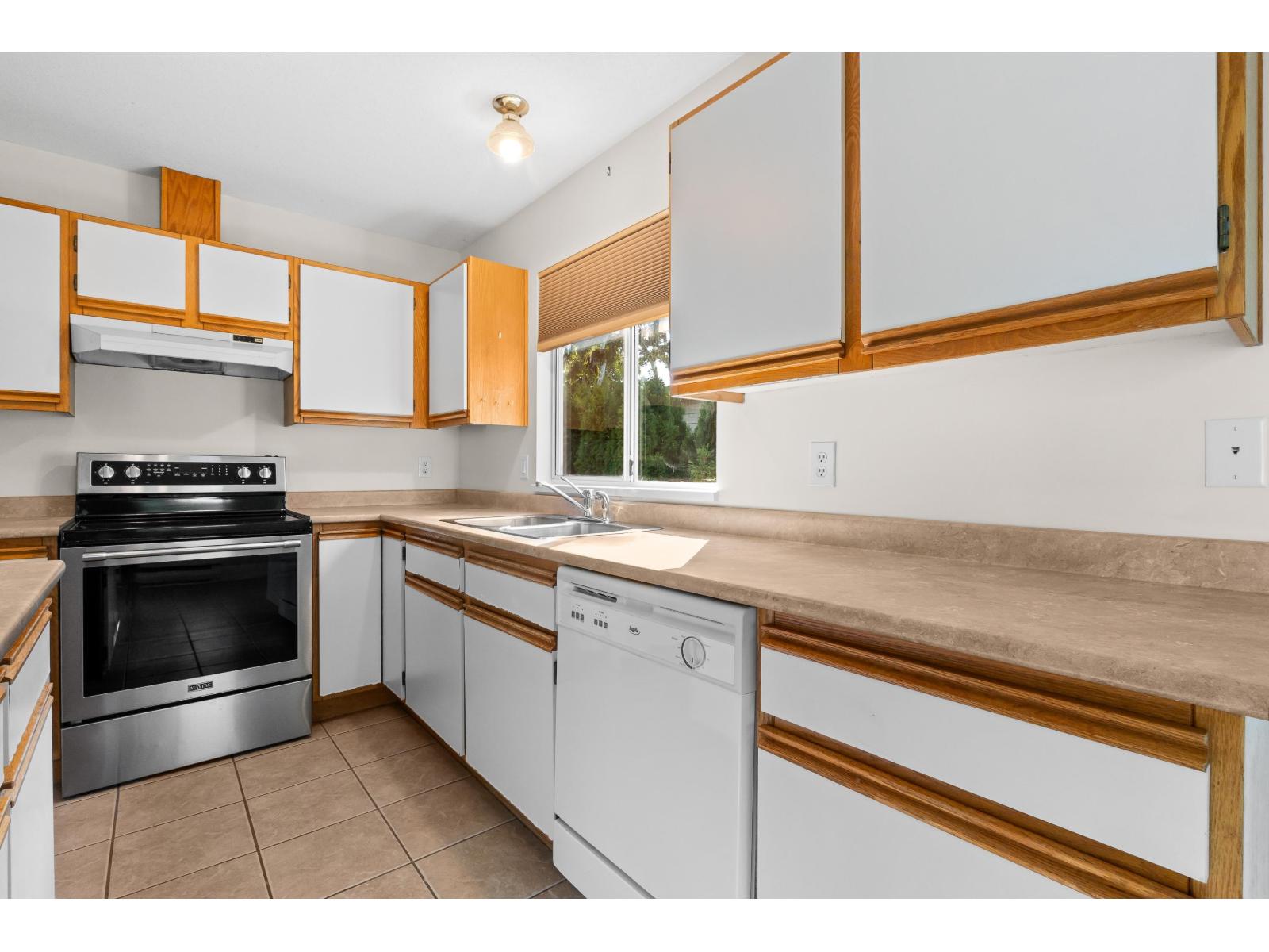 2577 126TH STREET, Surrey