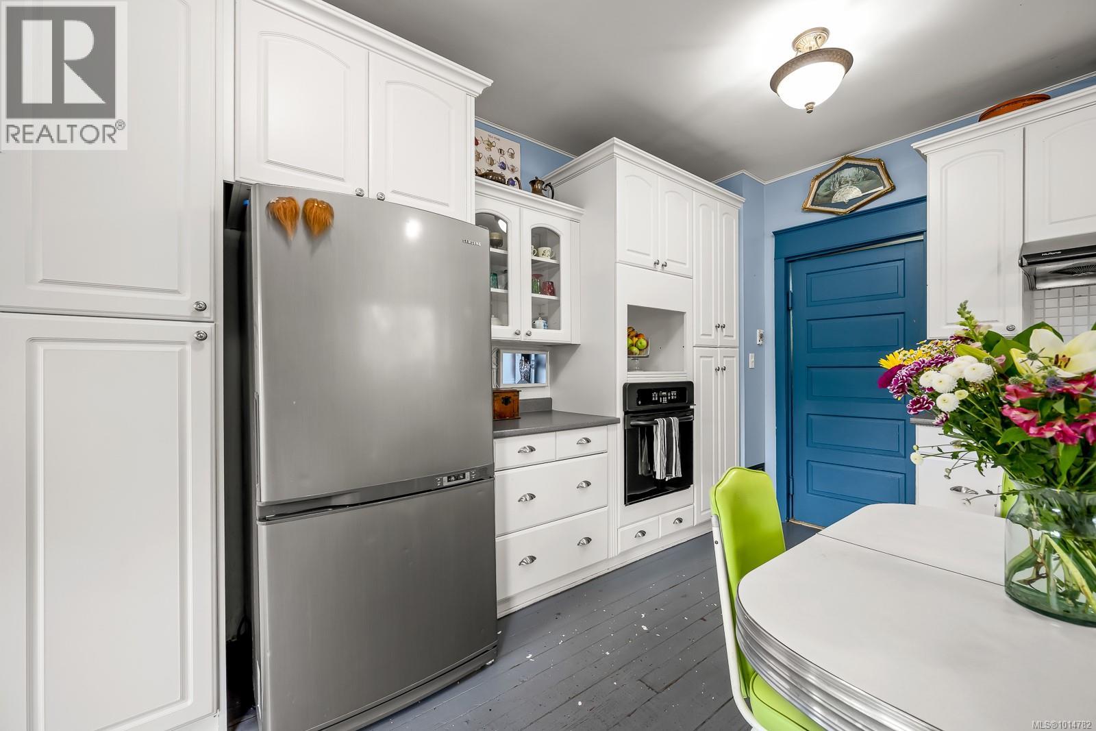 5068 Island Hwy N, Courtenay