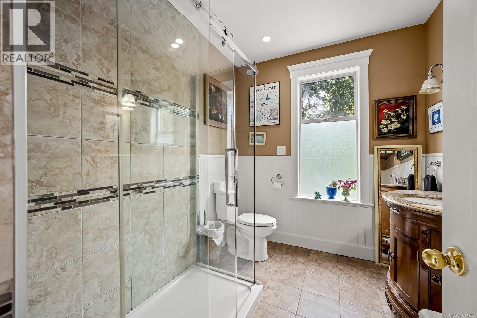 5068 Island Hwy N, Courtenay
