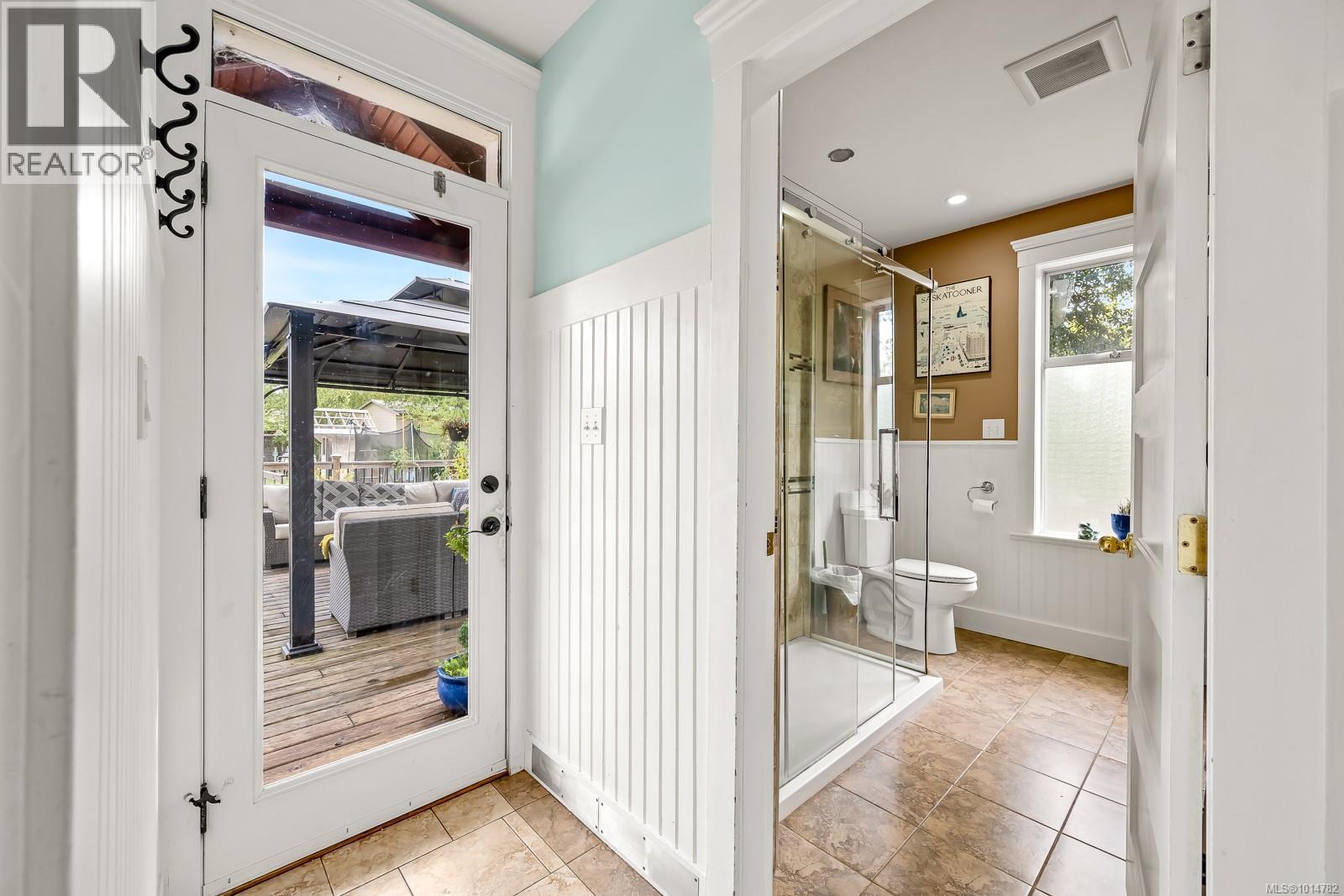 5068 Island Hwy N, Courtenay