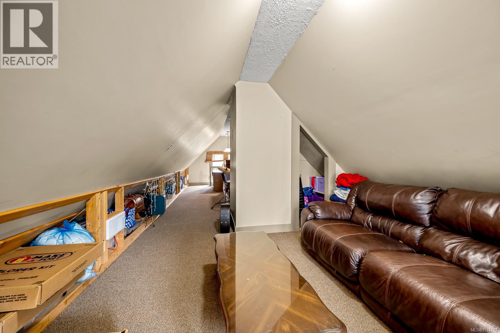 5068 Island Hwy N, Courtenay