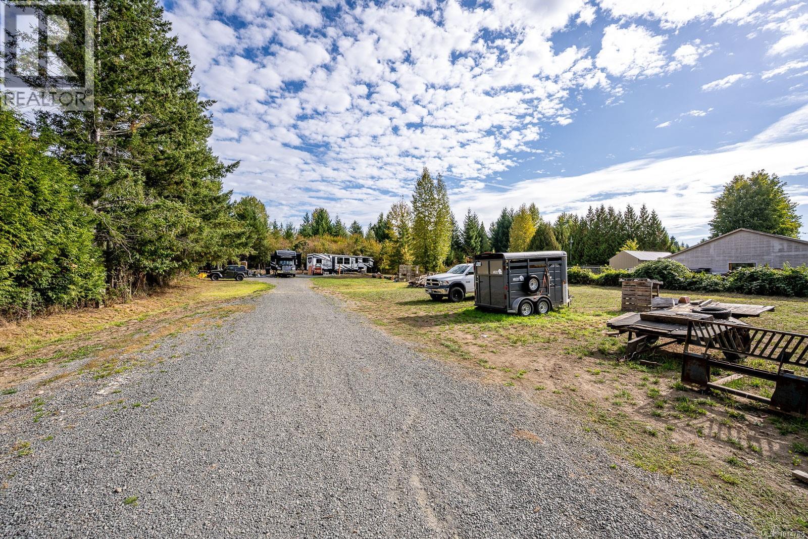 5068 Island Hwy N, Courtenay