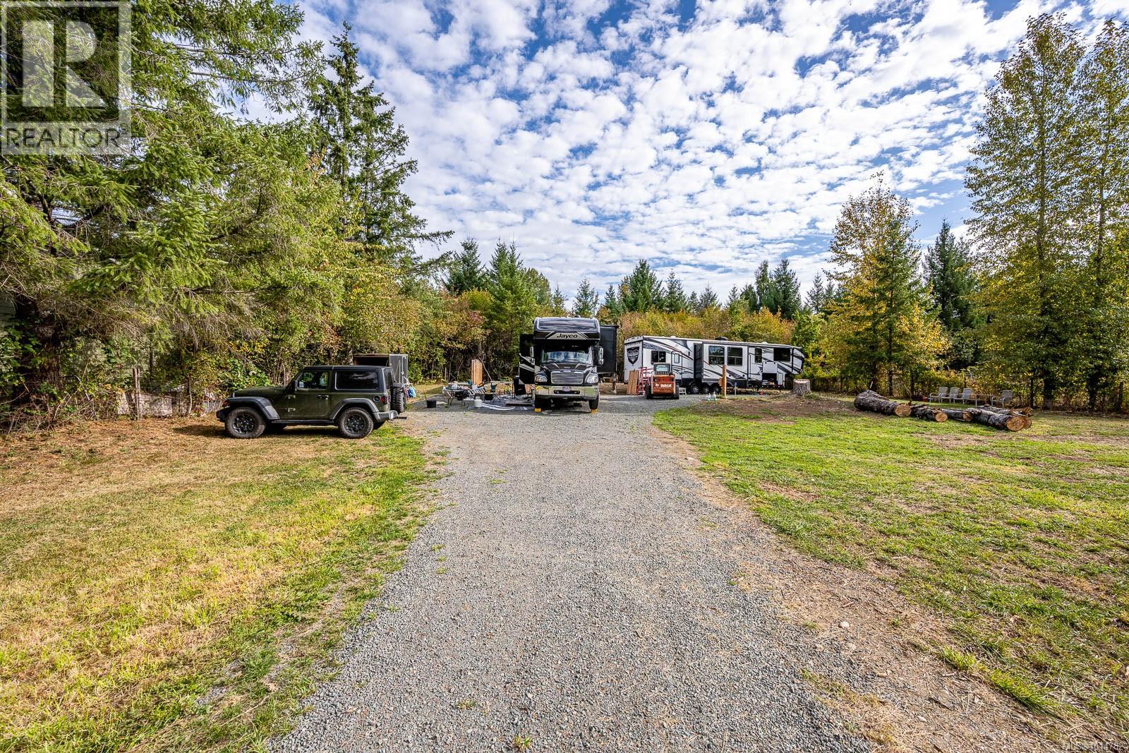 5068 Island Hwy N, Courtenay
