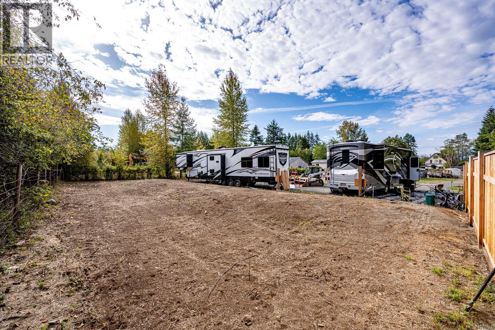 5068 Island Hwy N, Courtenay