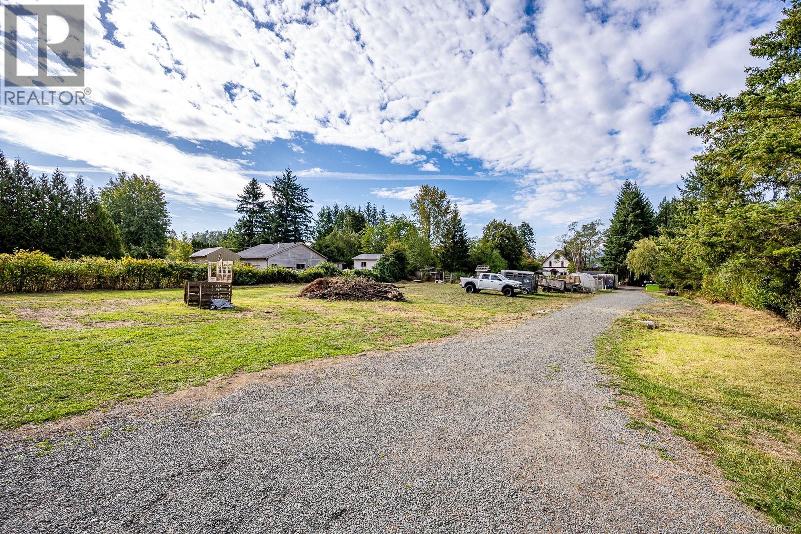 5068 Island Hwy N, Courtenay