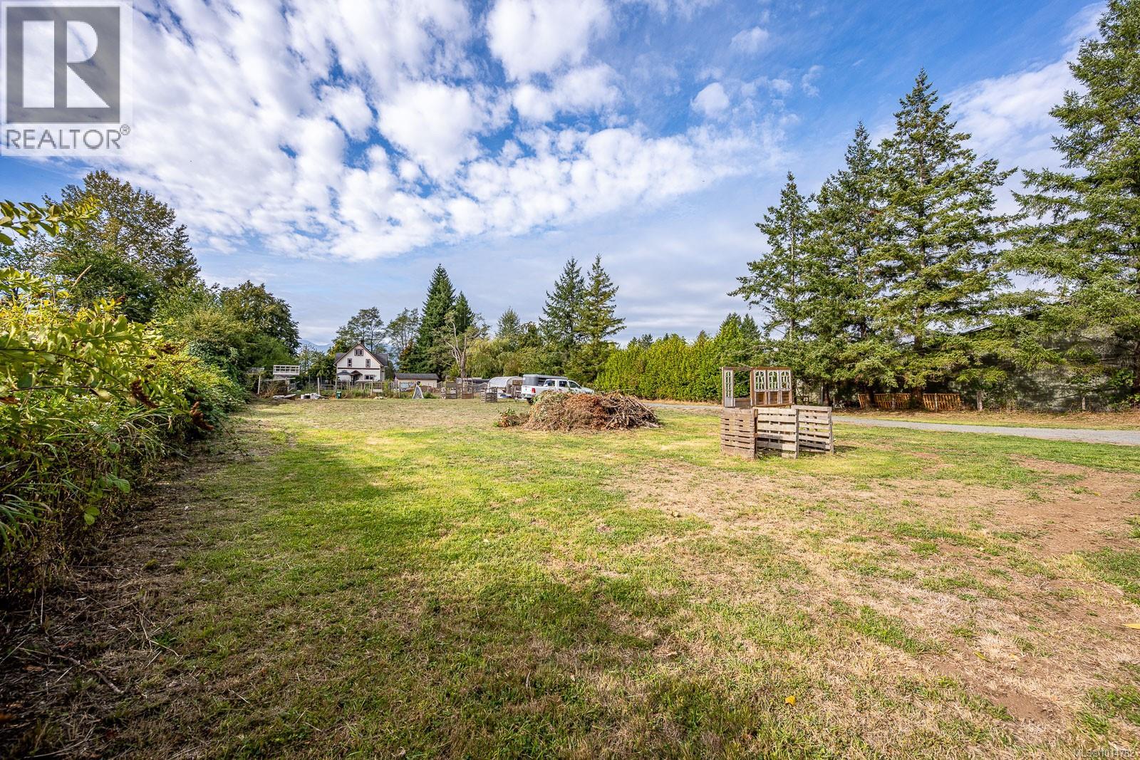 5068 Island Hwy N, Courtenay