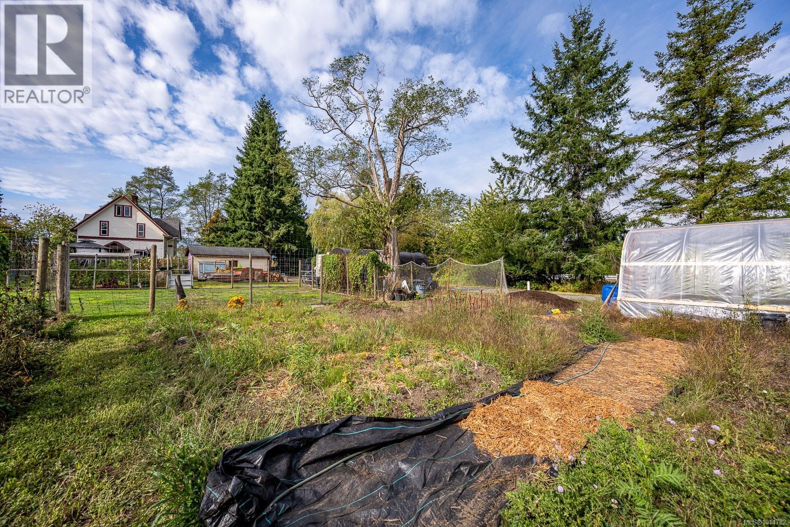 5068 Island Hwy N, Courtenay
