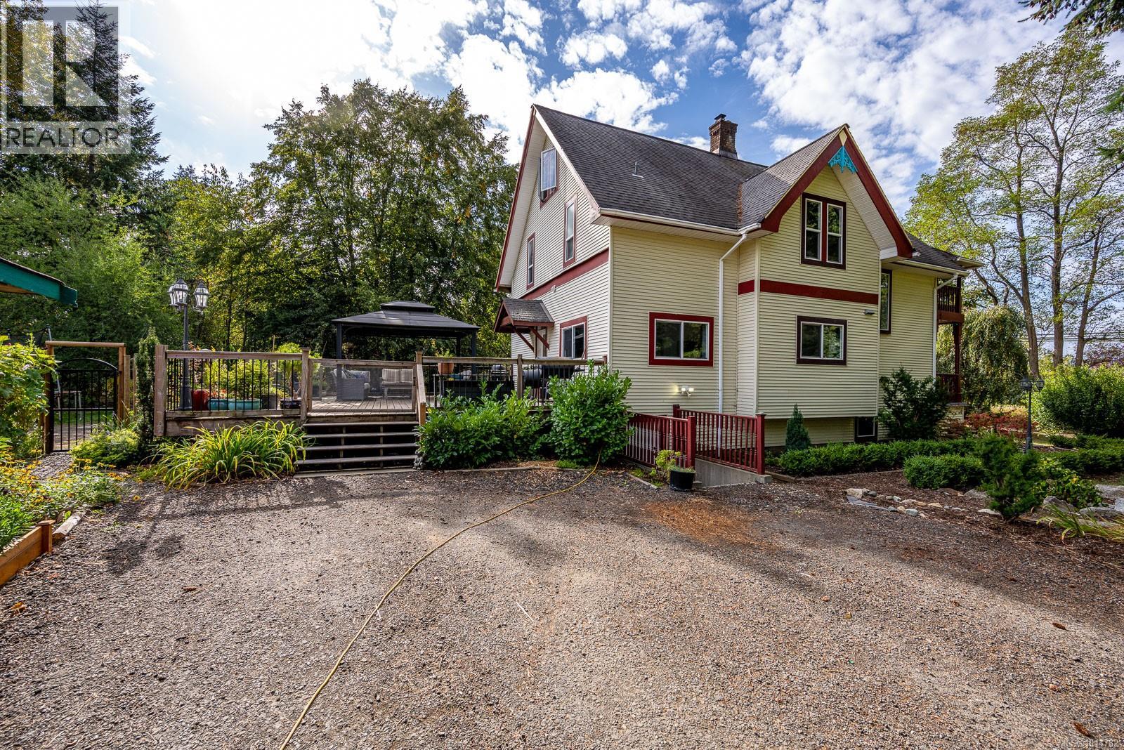 5068 Island Hwy N, Courtenay