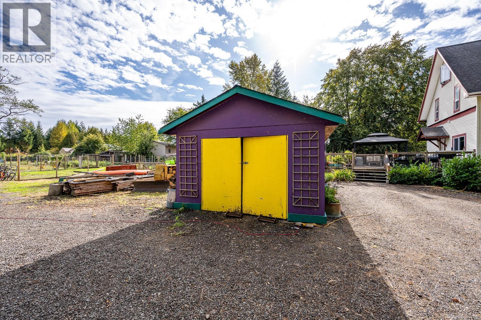 5068 Island Hwy N, Courtenay