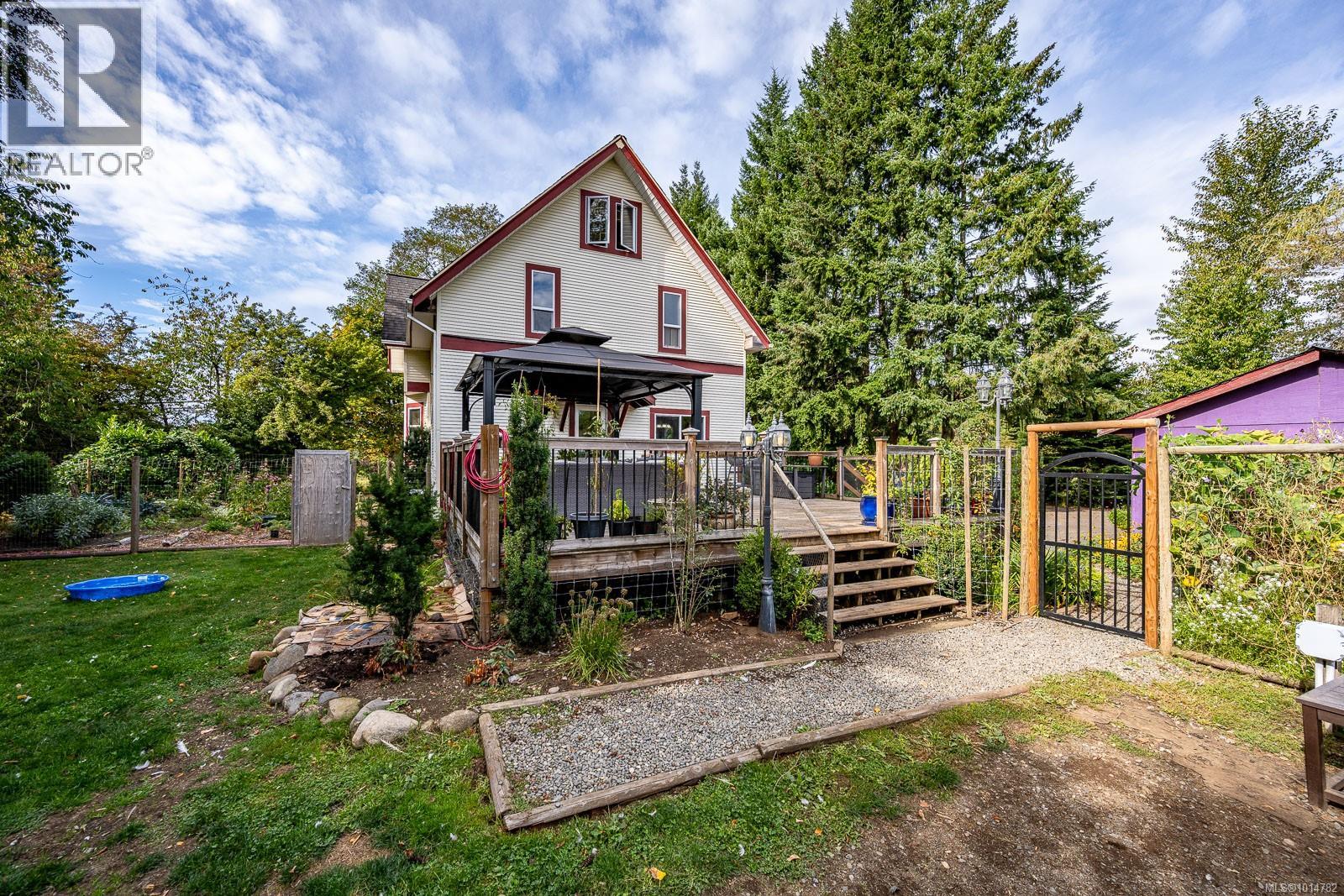 5068 Island Hwy N, Courtenay