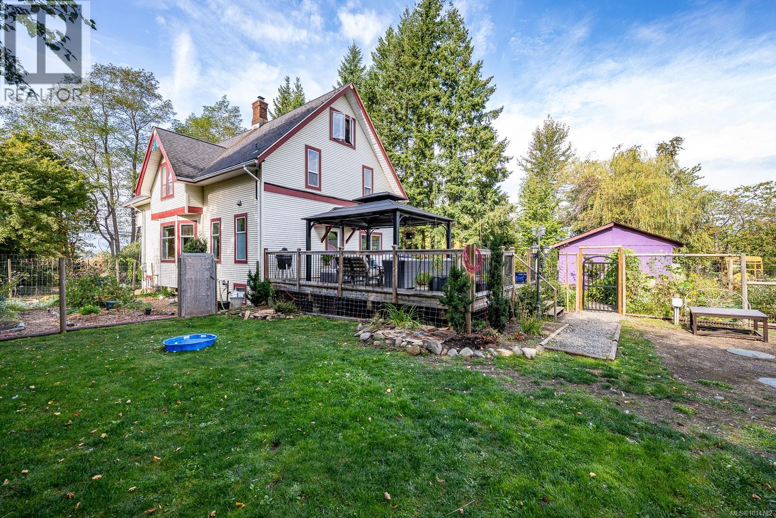 5068 Island Hwy N, Courtenay