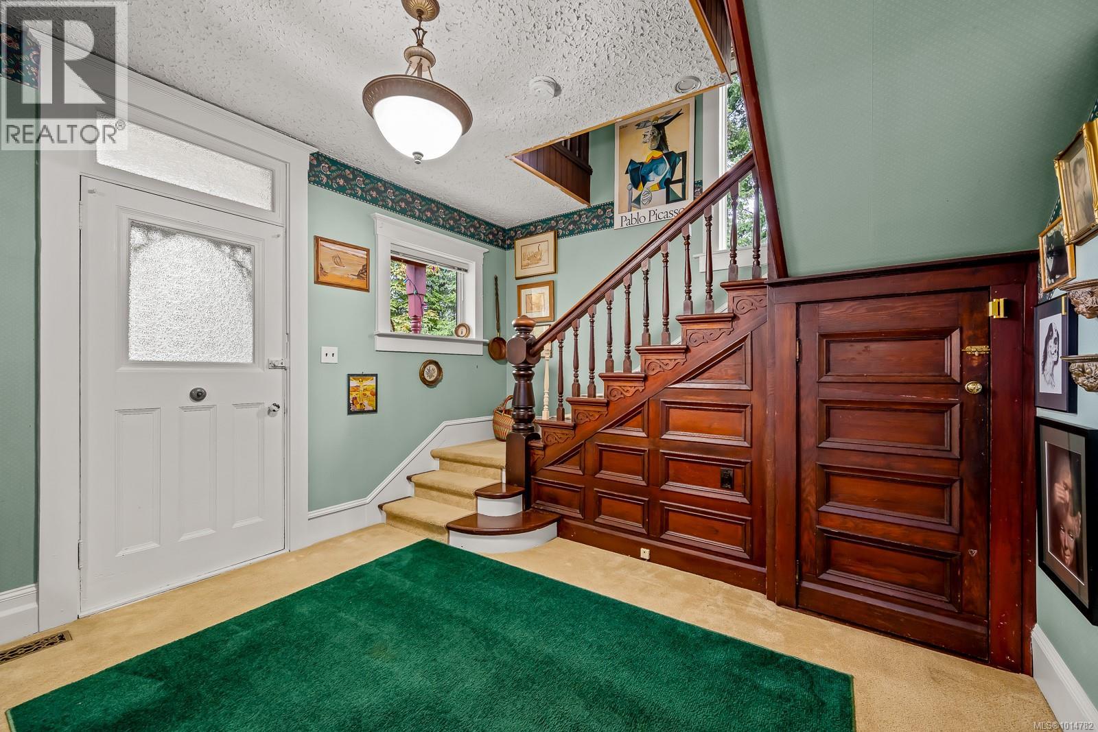 5068 Island Hwy N, Courtenay