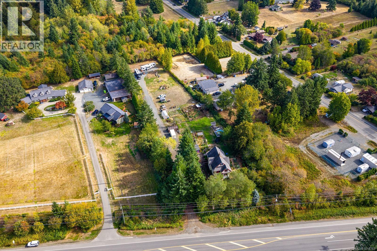 5068 Island Hwy N, Courtenay