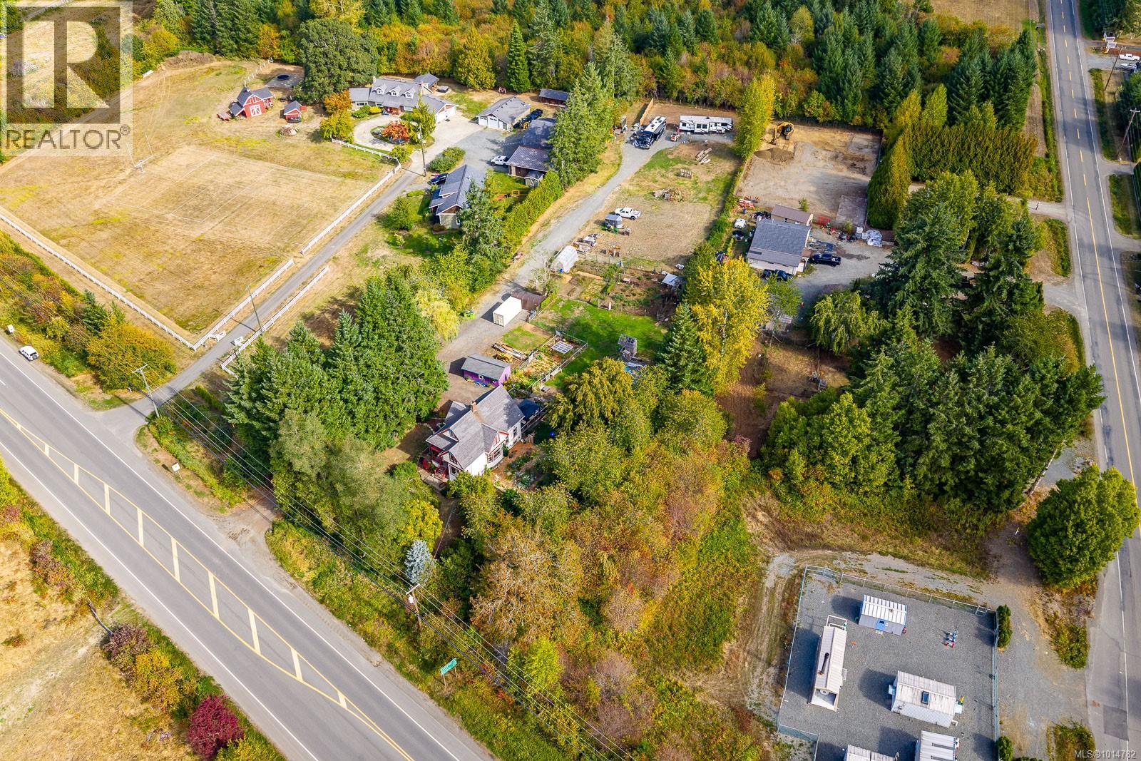 5068 Island Hwy N, Courtenay