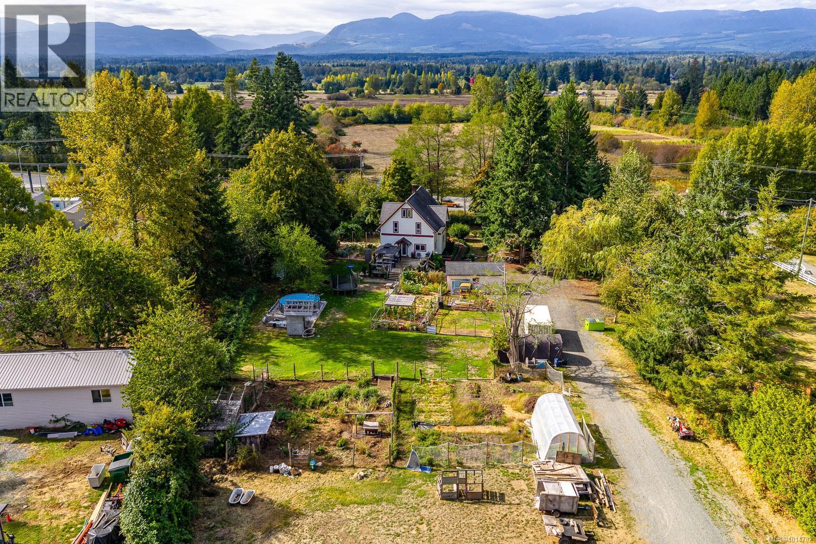 5068 Island Hwy N, Courtenay